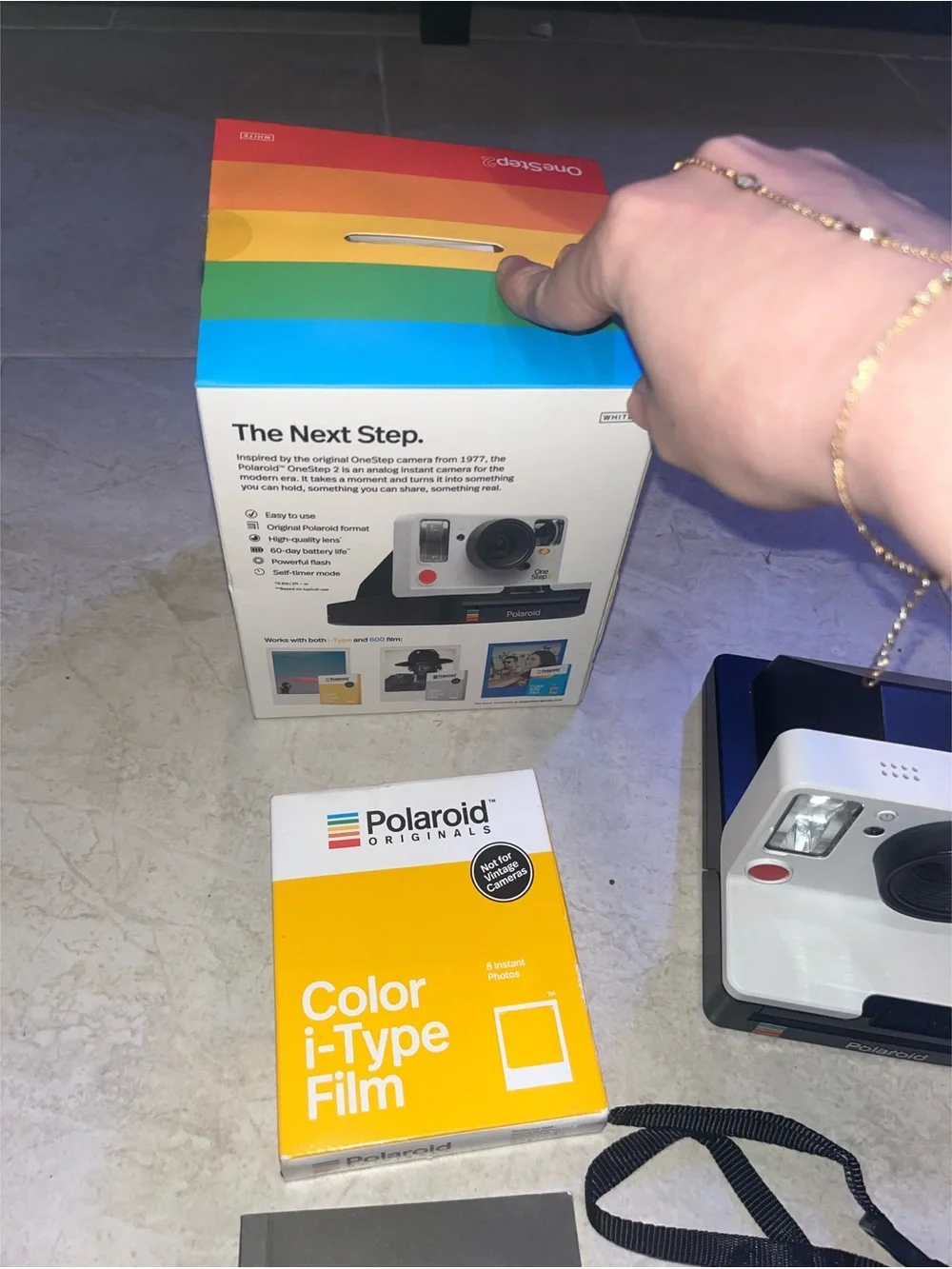 Polaroid OneStep i-Type Instant Camera — White with Black Accents